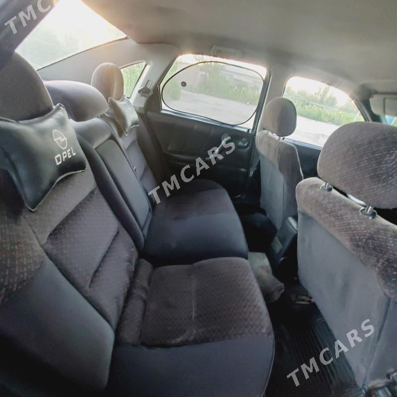 Opel Vectra 1998 - 40 000 TMT - Губадаг - img 2