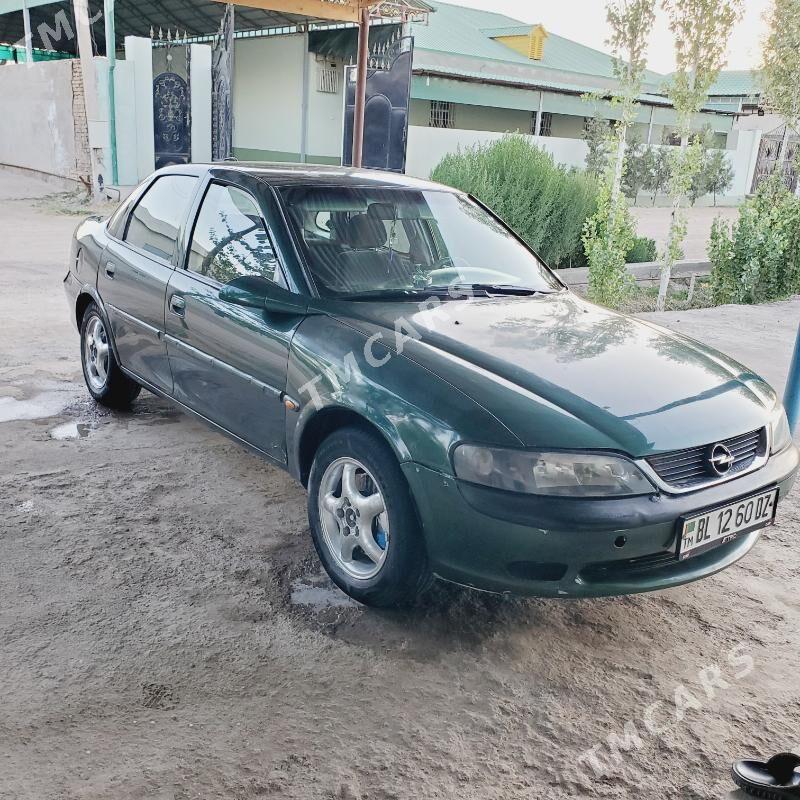 Opel Vectra 1998 - 40 000 TMT - Губадаг - img 6