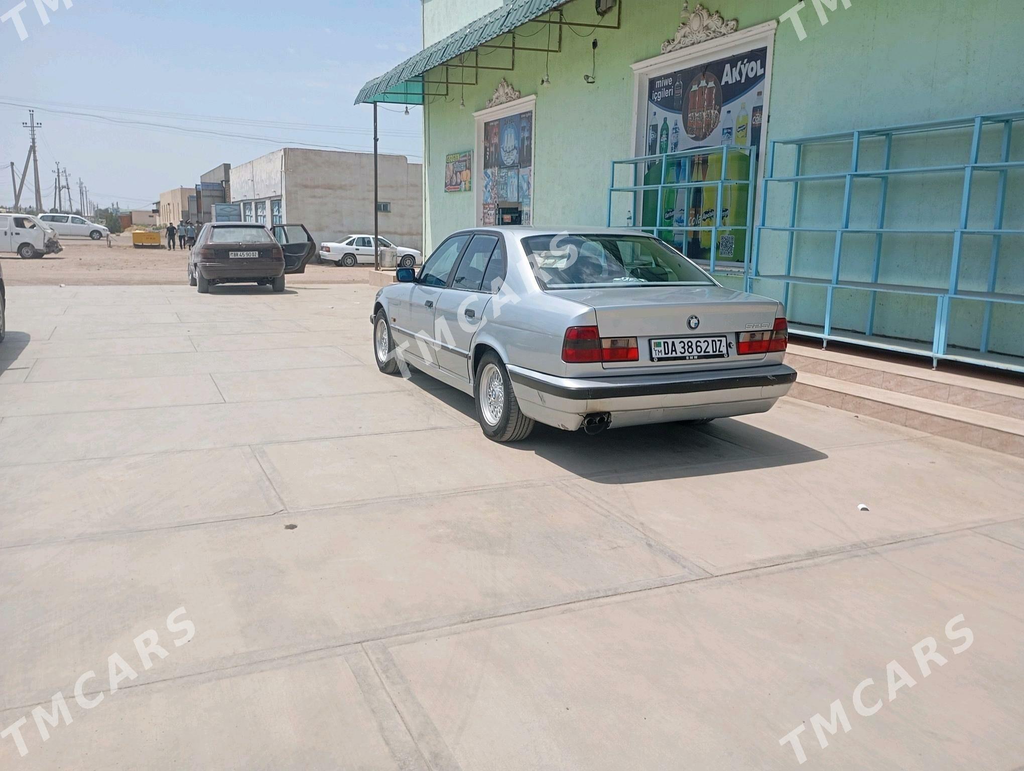 BMW 525 1993 - 70 000 TMT - Губадаг - img 4