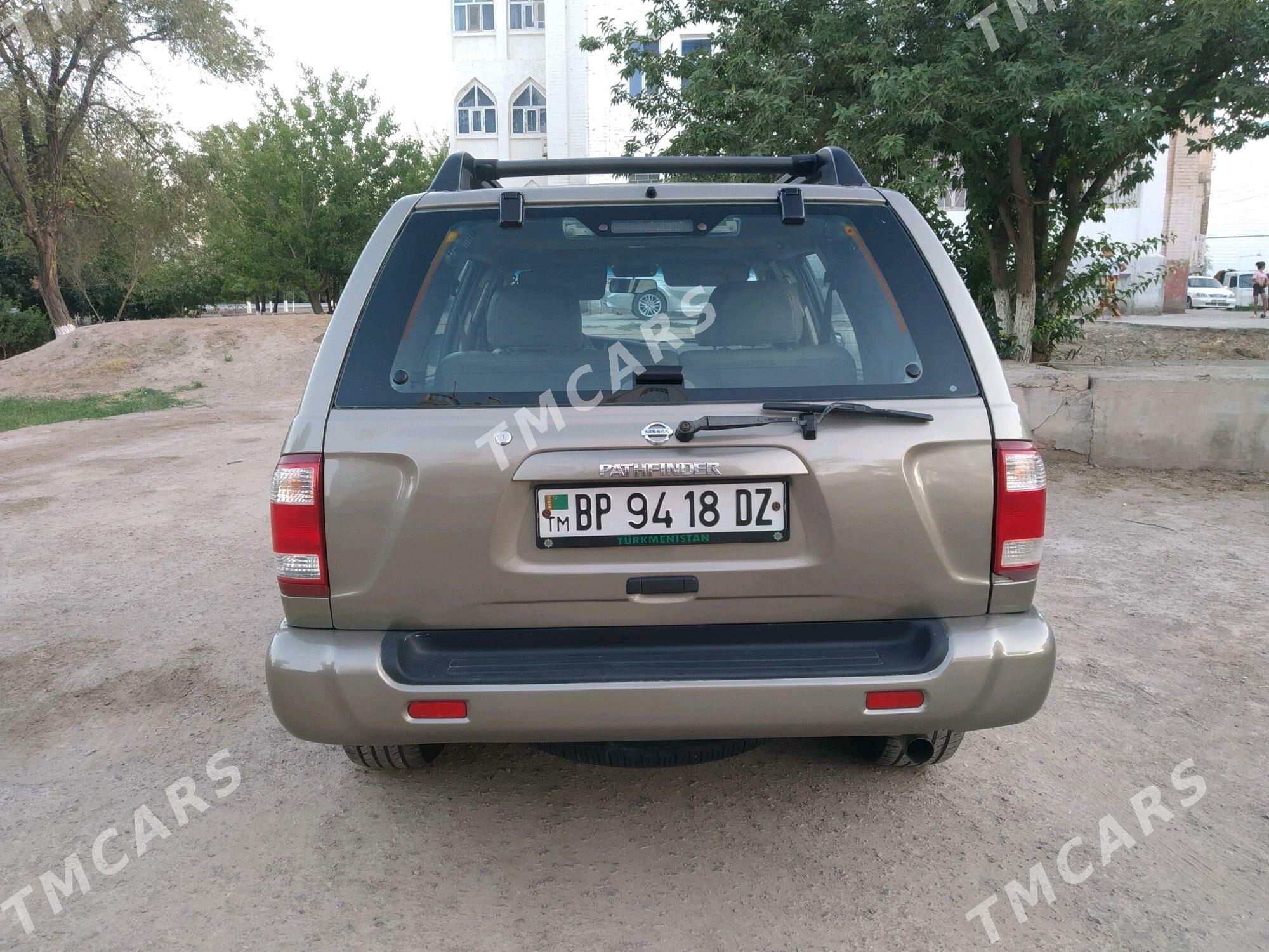 Nissan Pathfinder 2003 - 120 000 TMT - Дашогуз - img 4
