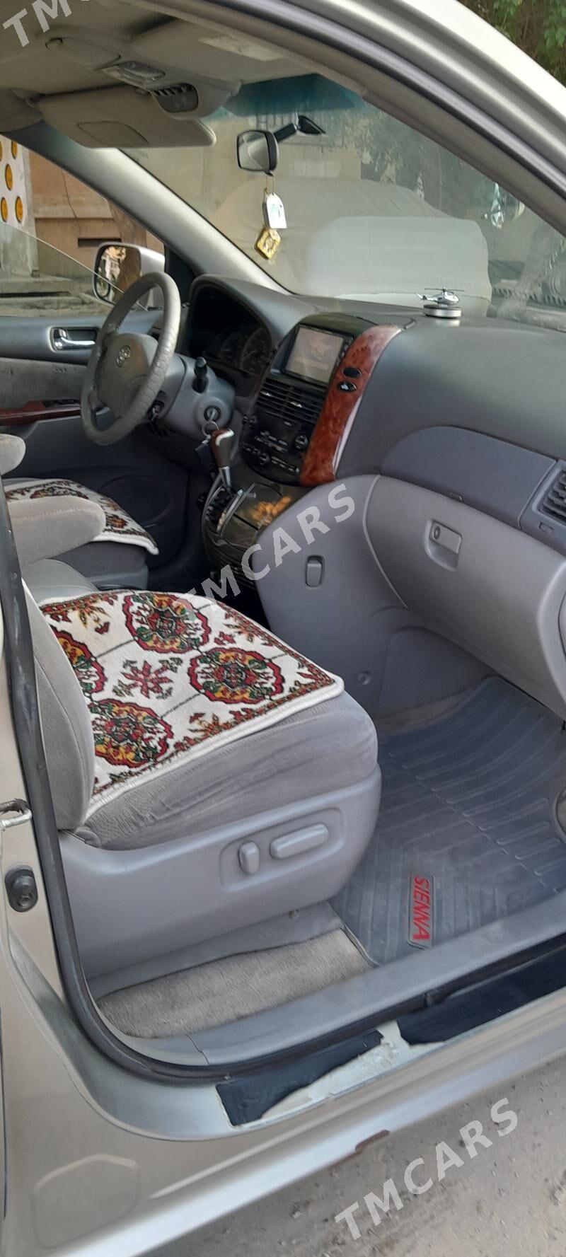 Toyota Sienna 2005 - 215 000 TMT - Туркменабат - img 4