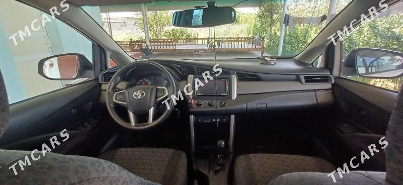 Toyota Innova 2021 - 270 000 TMT - Койтендаг - img 5