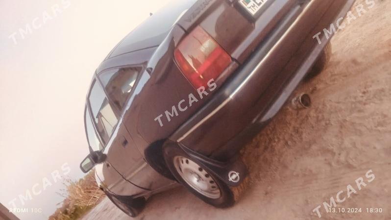Opel Vectra 1992 - 35 000 TMT - Дашогуз - img 6
