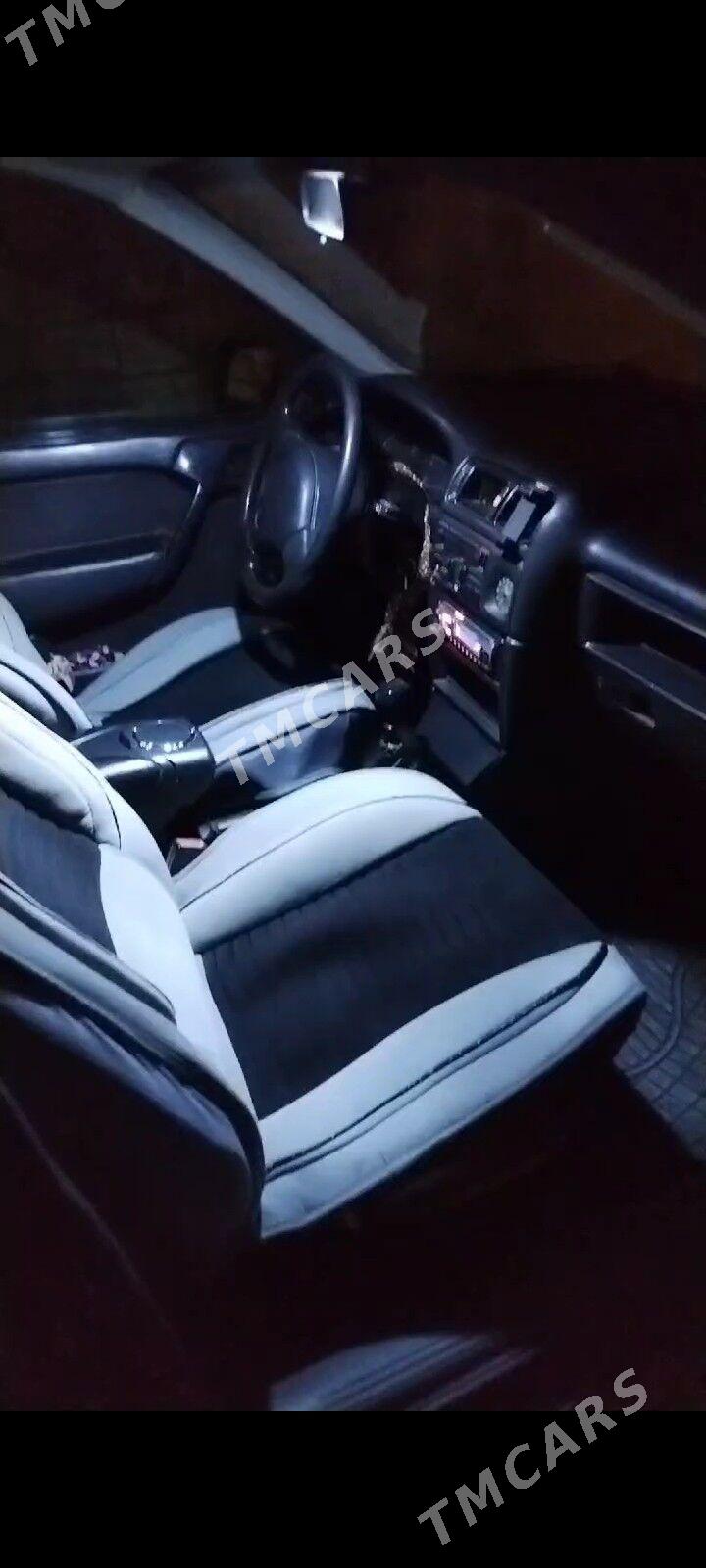 Opel Vectra 1992 - 35 000 TMT - Дашогуз - img 9