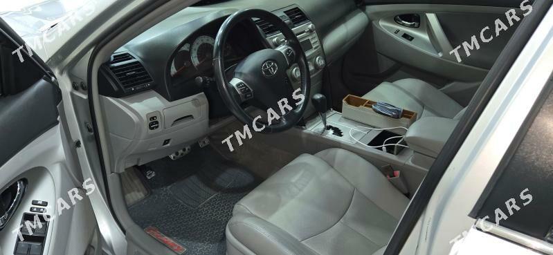 Toyota Camry 2010 - 275 000 TMT - Gubadag - img 4