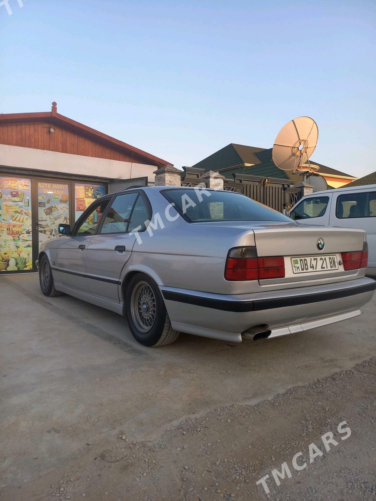BMW 525 1994 - 70 000 TMT - Балканабат - img 3