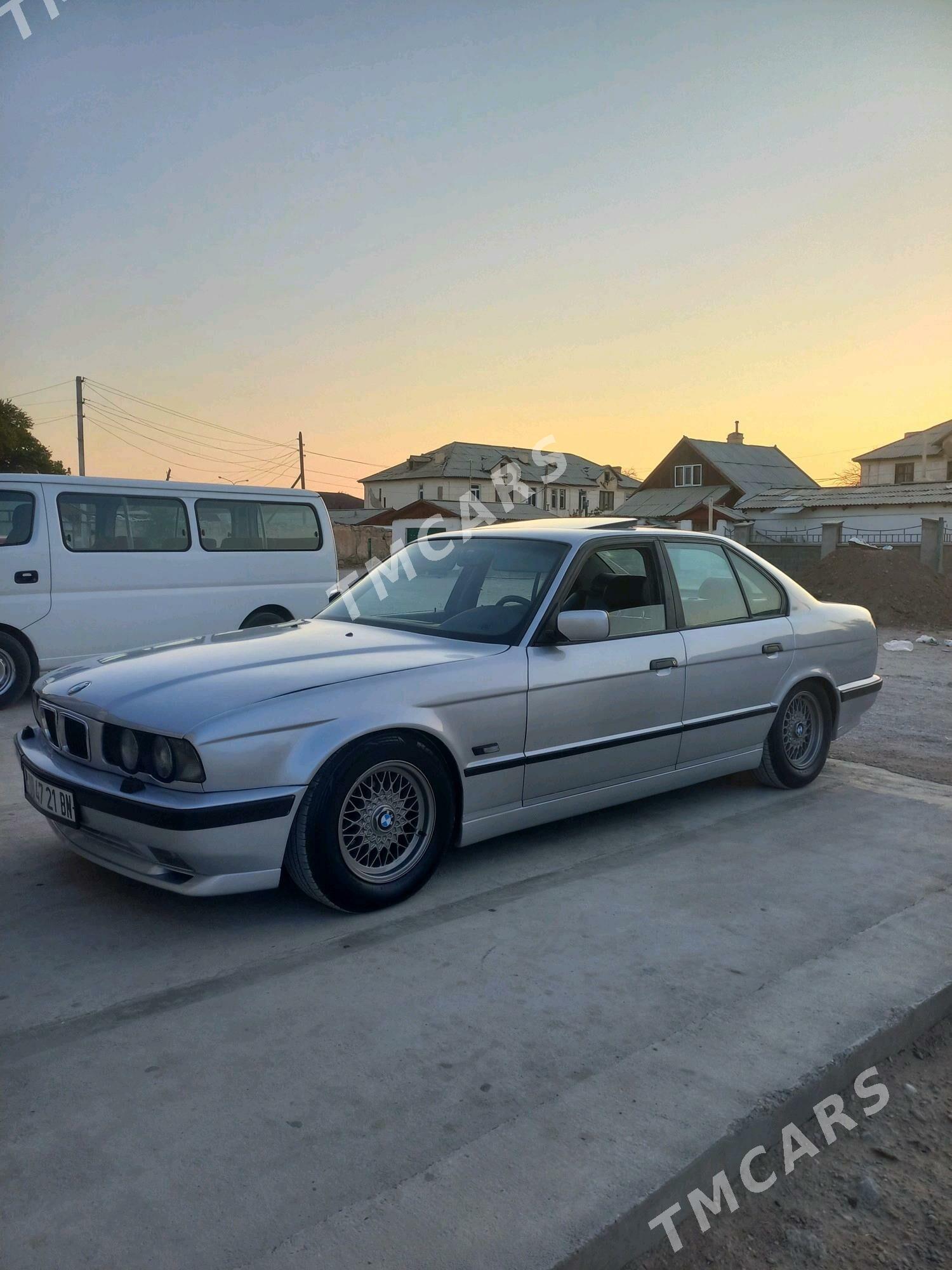 BMW 525 1994 - 70 000 TMT - Балканабат - img 4