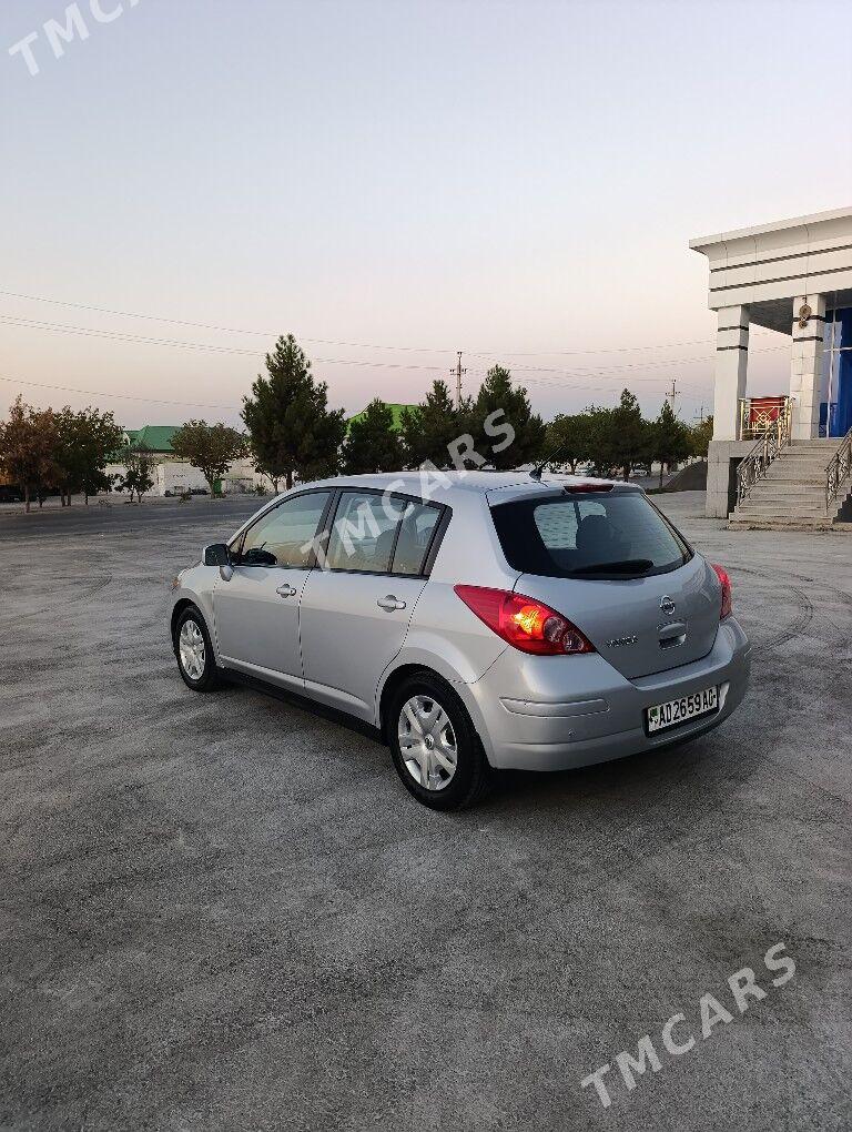 Nissan Versa 2011 - 128 000 TMT - Ашхабад - img 3