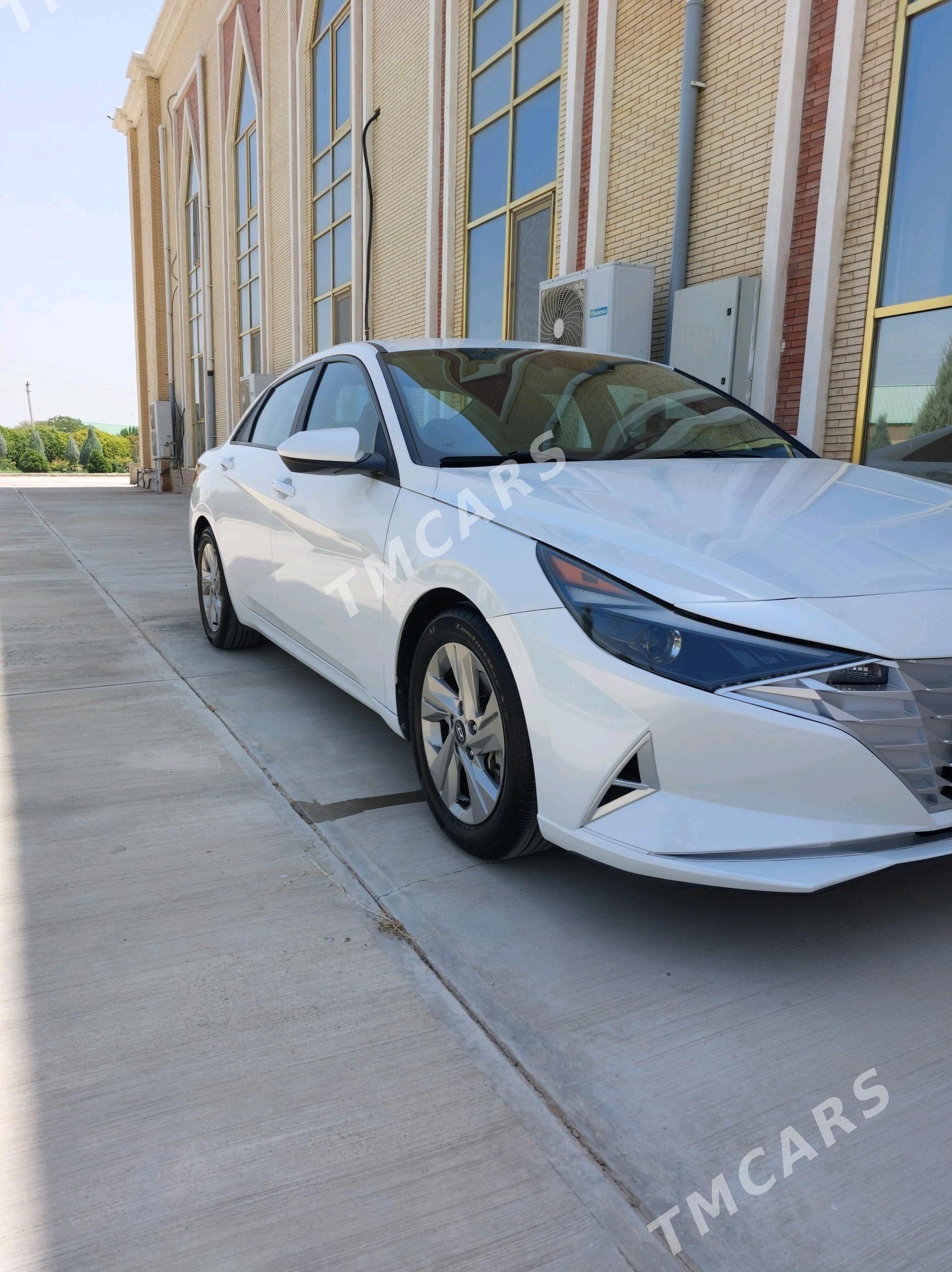 Hyundai Elantra 2021 - 245 000 TMT - Büzmeýin - img 5