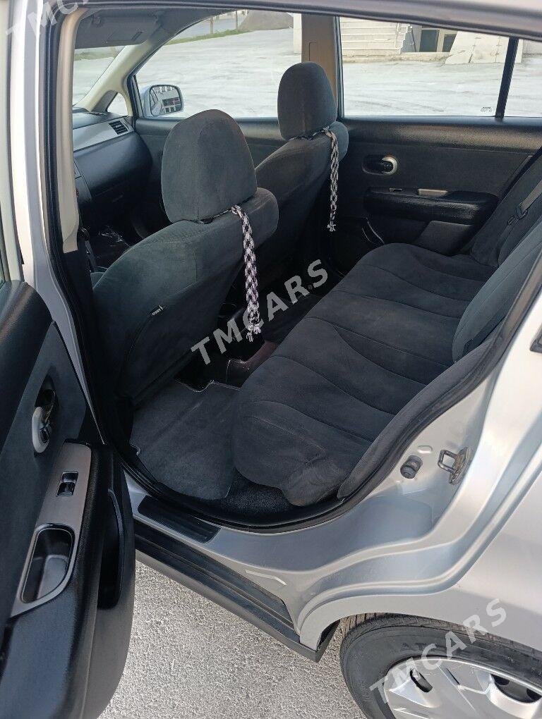 Nissan Versa 2011 - 128 000 TMT - Ашхабад - img 8