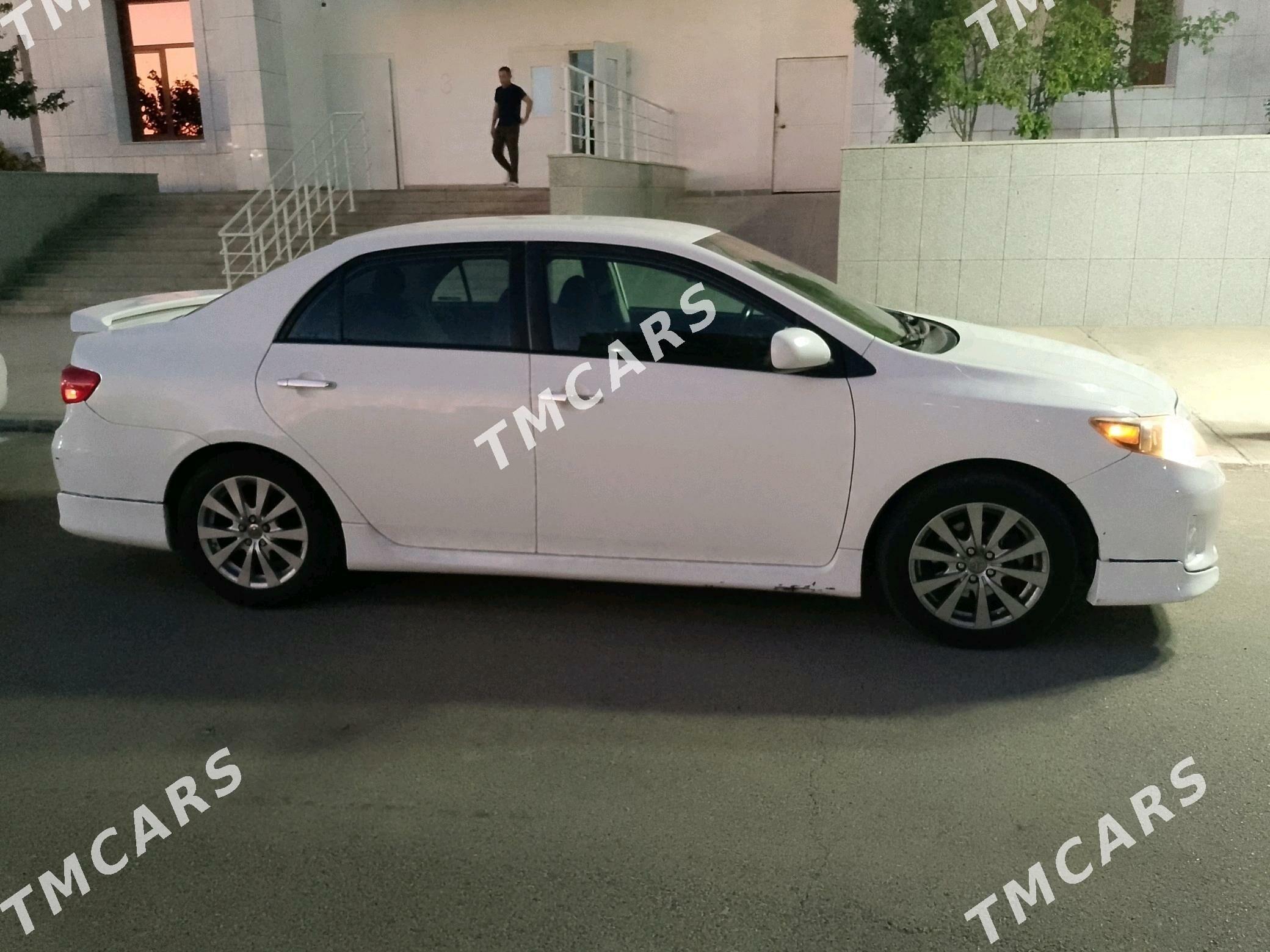 Toyota Corolla 2011 - 170 000 TMT - Ашхабад - img 4
