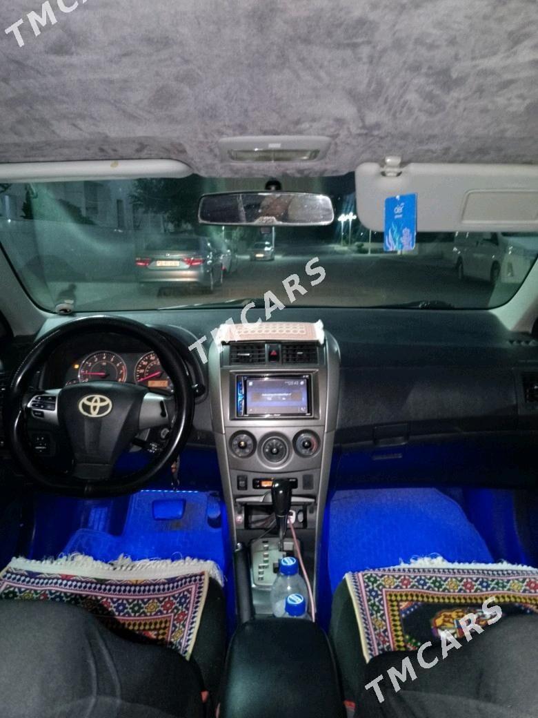 Toyota Corolla 2011 - 170 000 TMT - Ашхабад - img 8