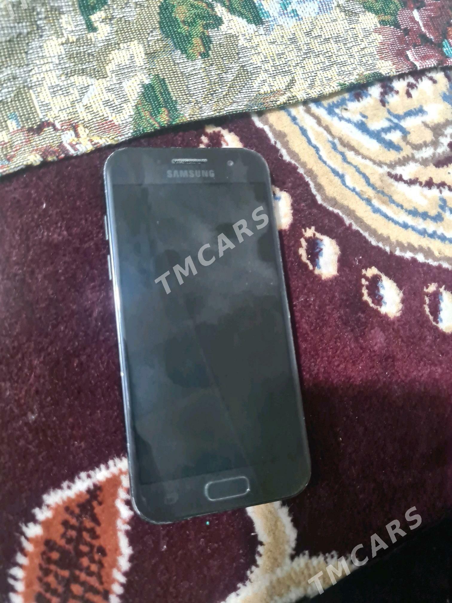 samsung a3 17 - Mary - img 3
