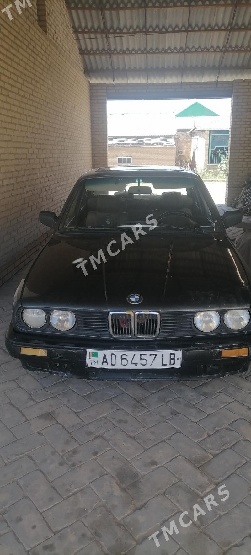 BMW 320 1992 - 25 000 TMT - Халач - img 4