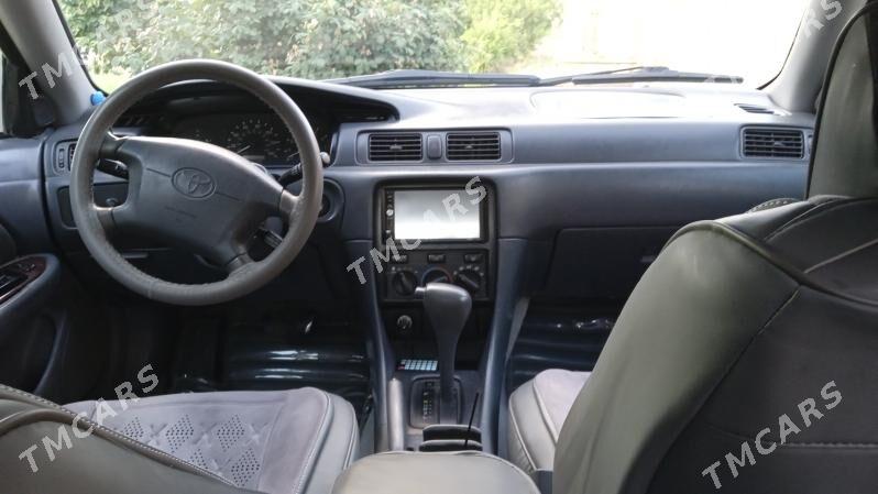 Toyota Camry 2000 - 140 000 TMT - Saýat - img 4