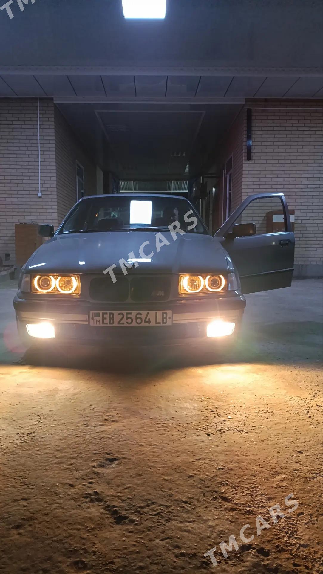 BMW 320 1993 - 42 000 TMT - Çärjew - img 5