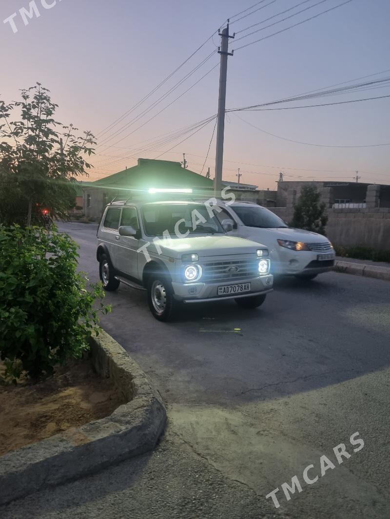 Lada Niva 2011 - 110 000 TMT - Ашхабад - img 4