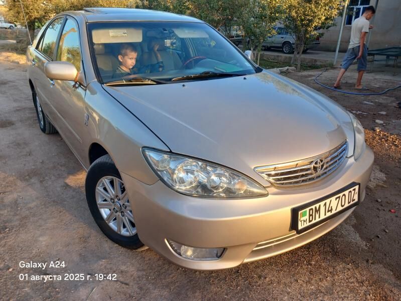 Toyota Camry 2005 - 250 000 TMT - Кёнеургенч - img 9