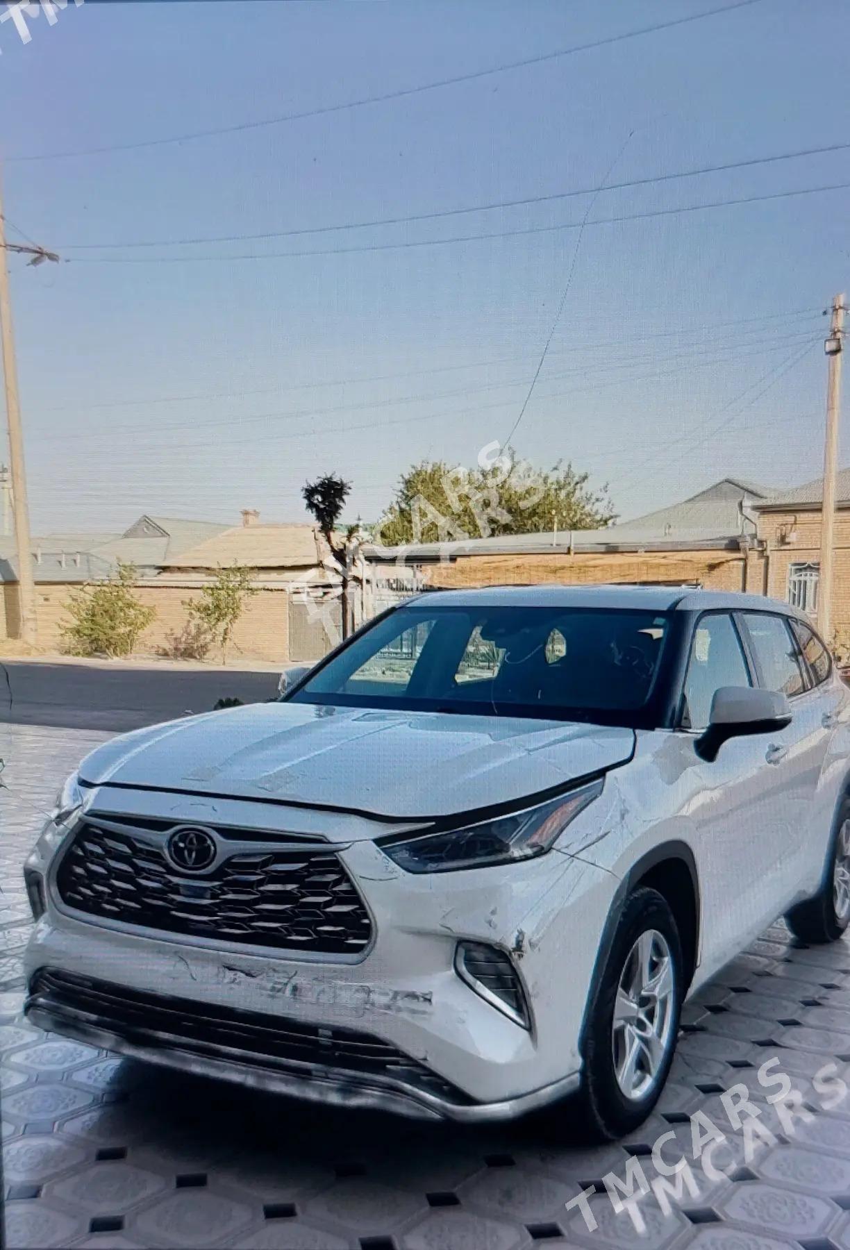 Toyota Highlander 2021 - 500 000 TMT - Мары - img 2