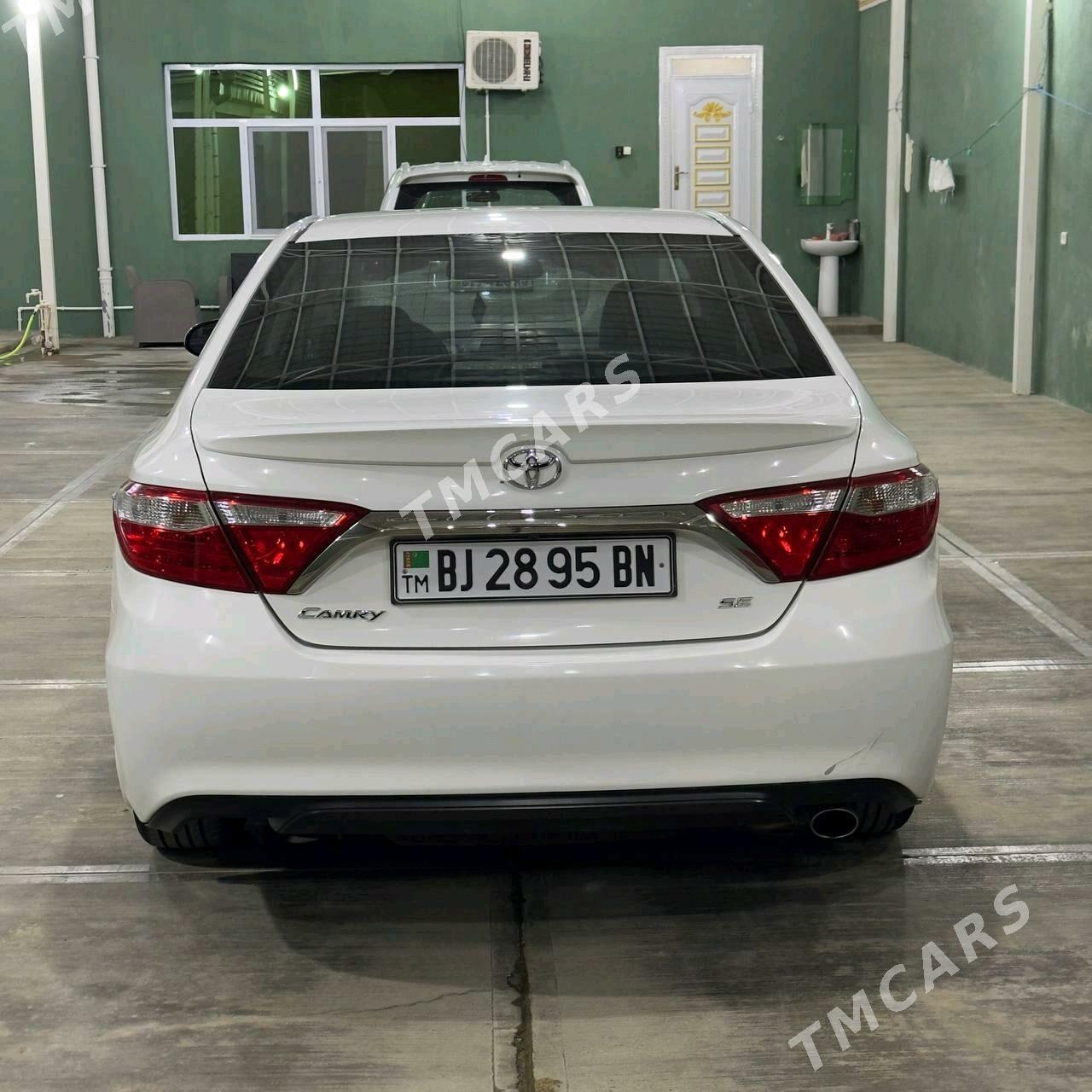 Toyota Camry 2017 - 240 000 TMT - Gyzylarbat - img 6