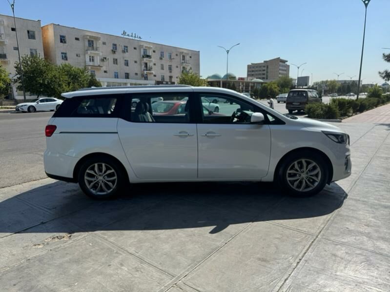 Kia Sedona 2020 - 340 000 TMT - Мары - img 9