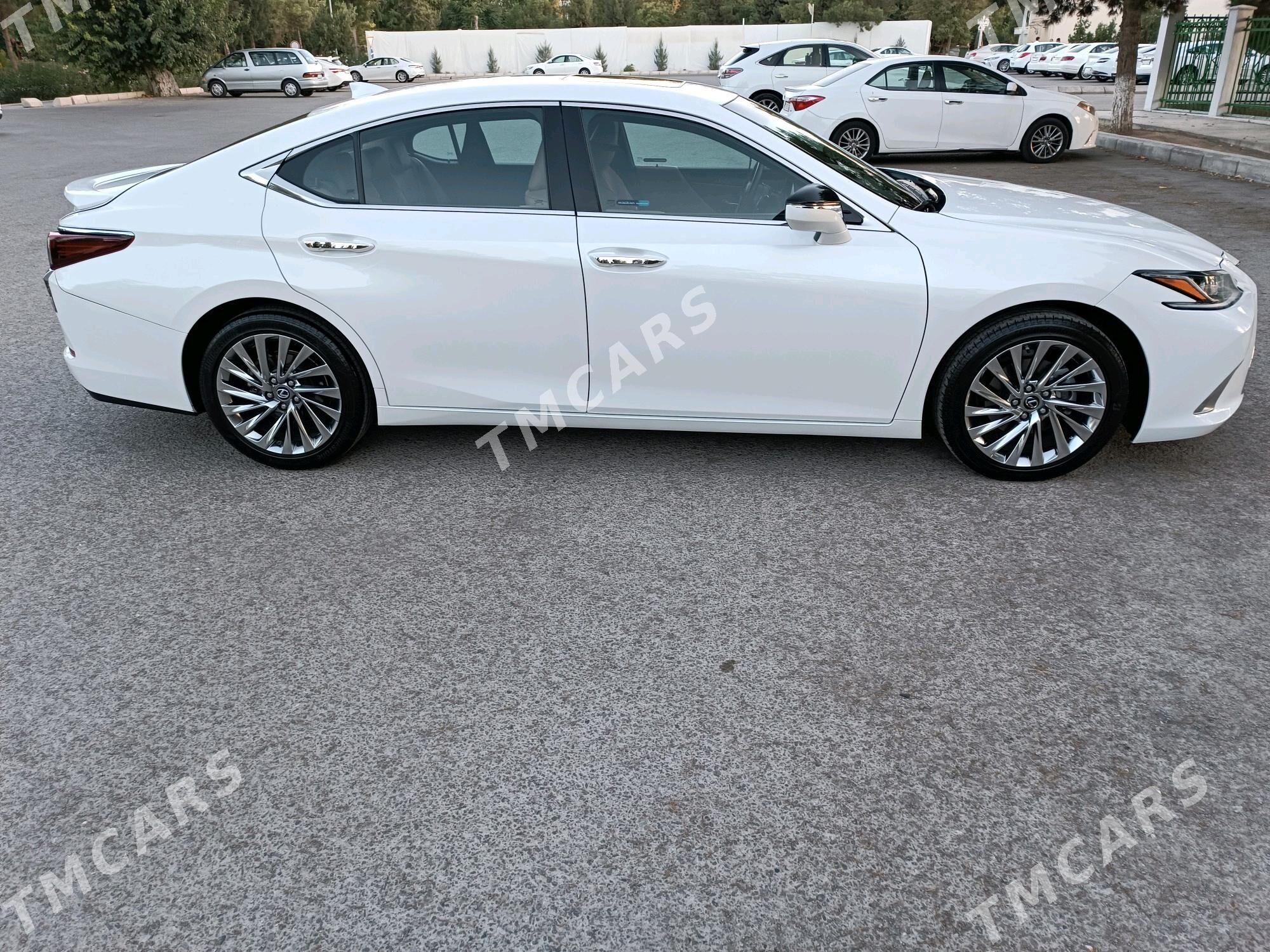 Lexus ES 350 2021 - 565 000 TMT - Büzmeýin - img 5