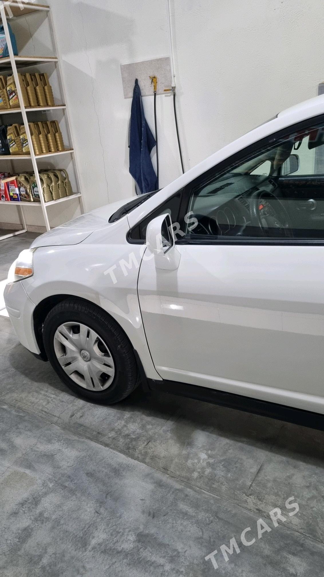 Nissan Versa 2012 - 130 000 TMT - Ак-Бугдайский этрап - img 4