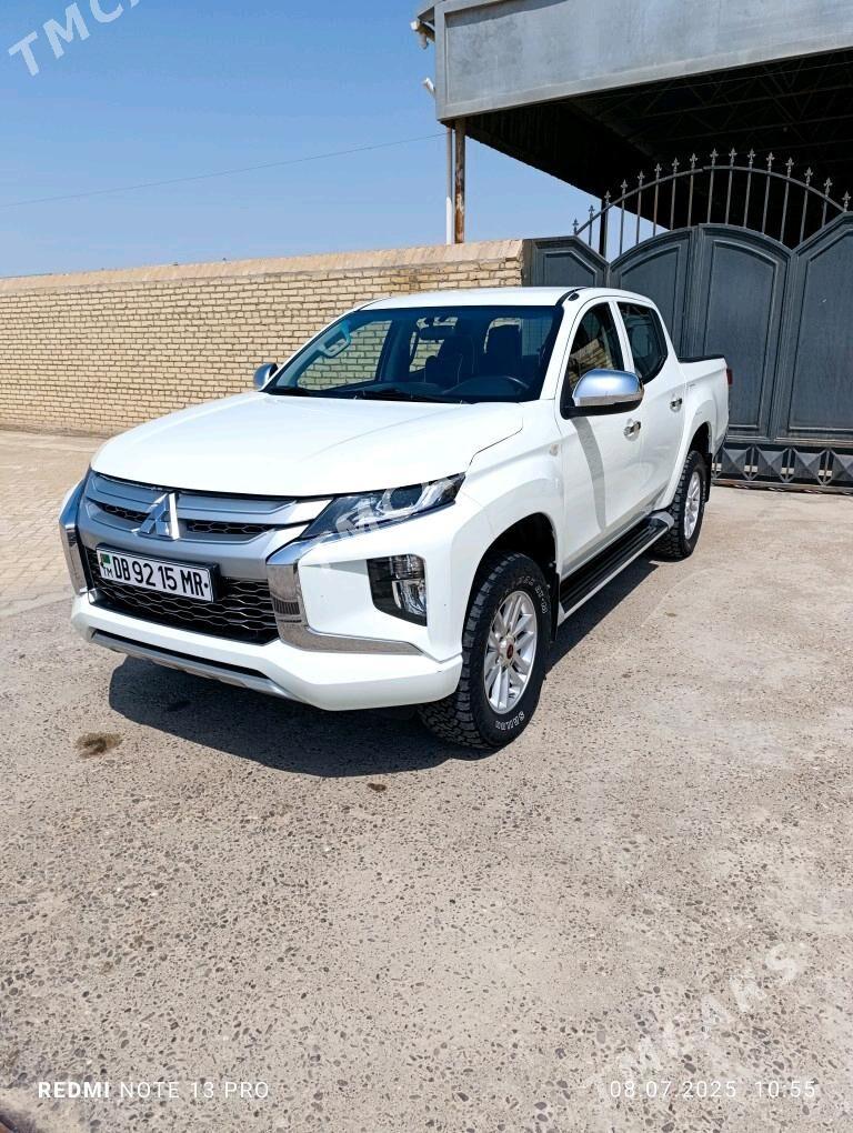 Mitsubishi L200 2020 - 330 000 TMT - Baýramaly - img 2