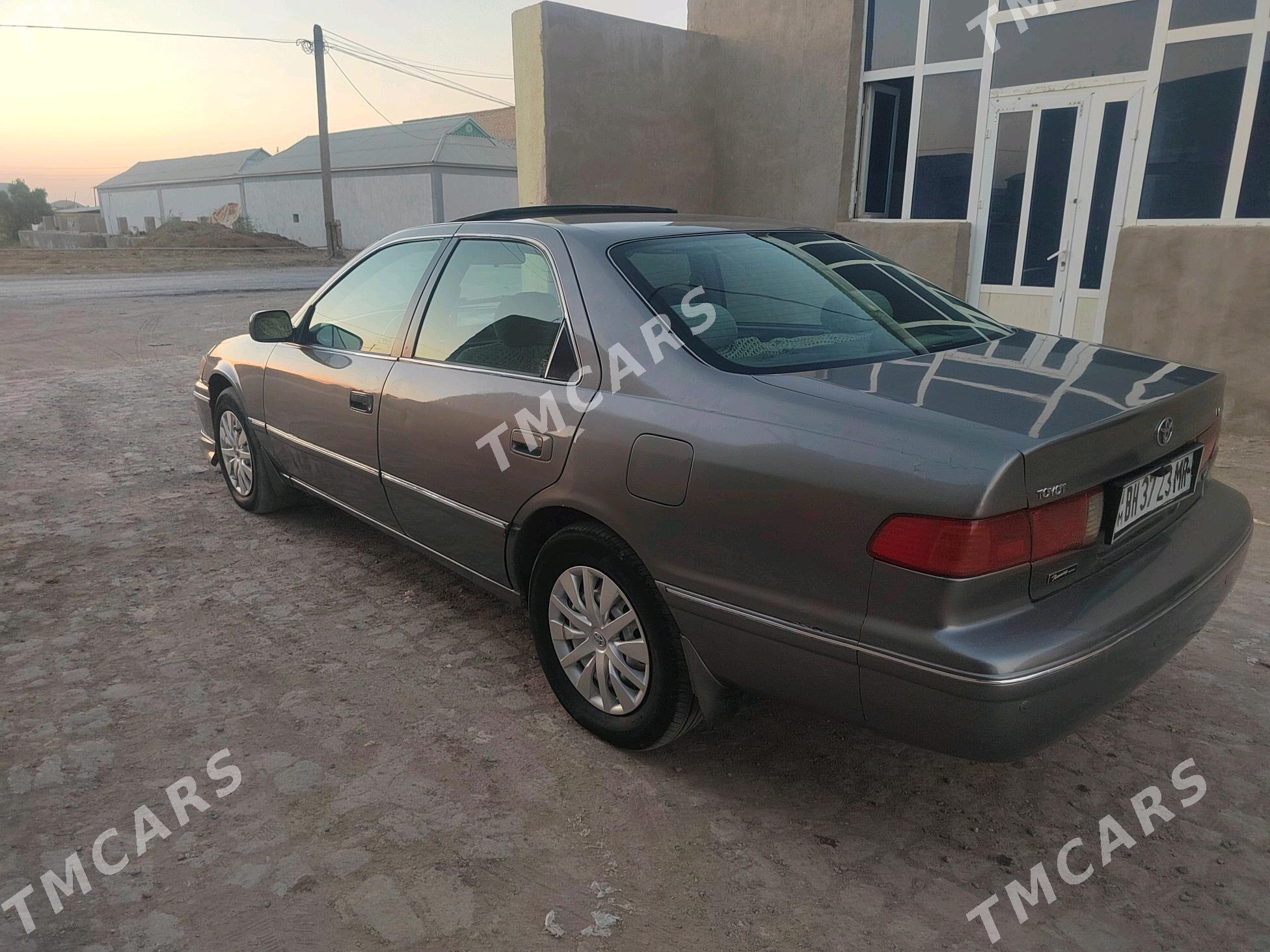 Toyota Camry 1999 - 115 000 TMT - Туркменгала - img 10