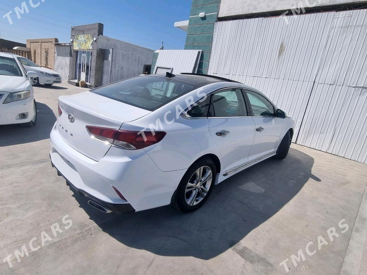 Hyundai Sonata 2018 - 220 000 TMT - Ýolöten - img 4