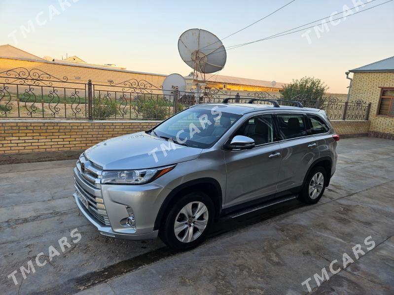 Toyota Highlander 2019 - 420 000 TMT - Байрамали - img 6