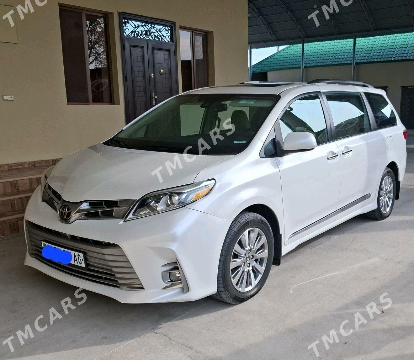 Toyota Sienna 2019 - 500 000 TMT - Ашхабад - img 5