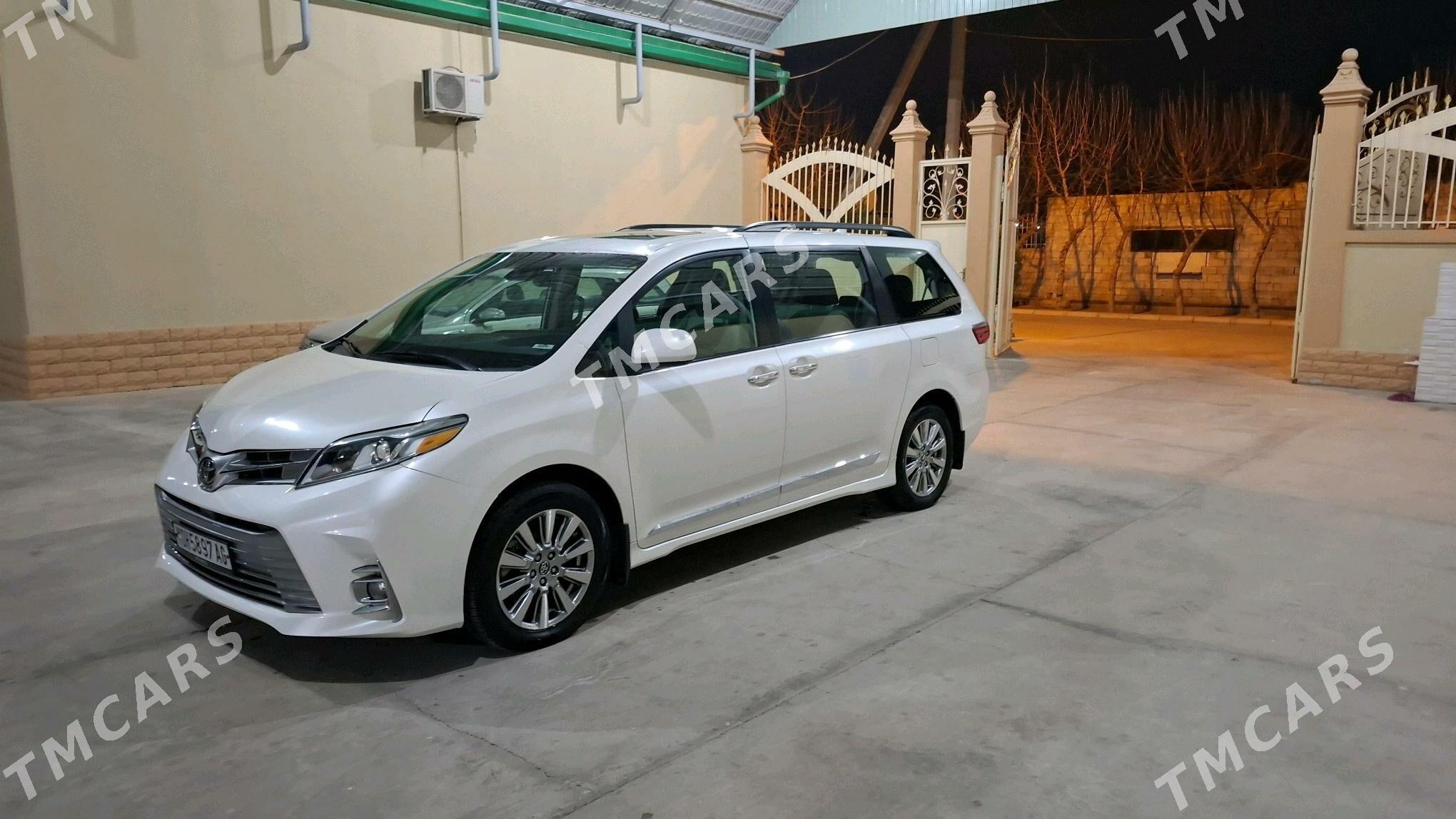 Toyota Sienna 2019 - 500 000 TMT - Ашхабад - img 3