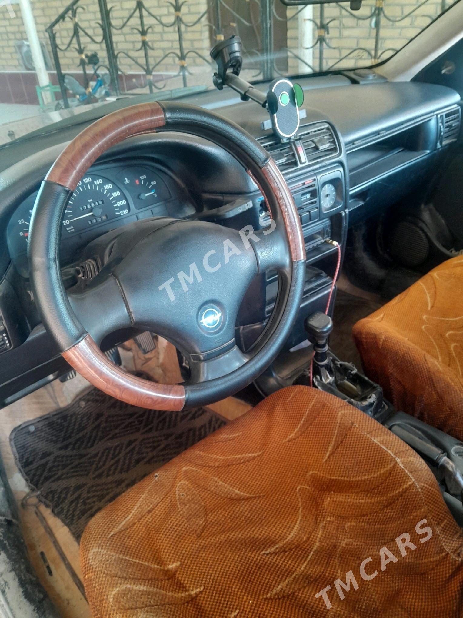 Opel Vectra 1990 - 24 000 TMT - Wekilbazar - img 5
