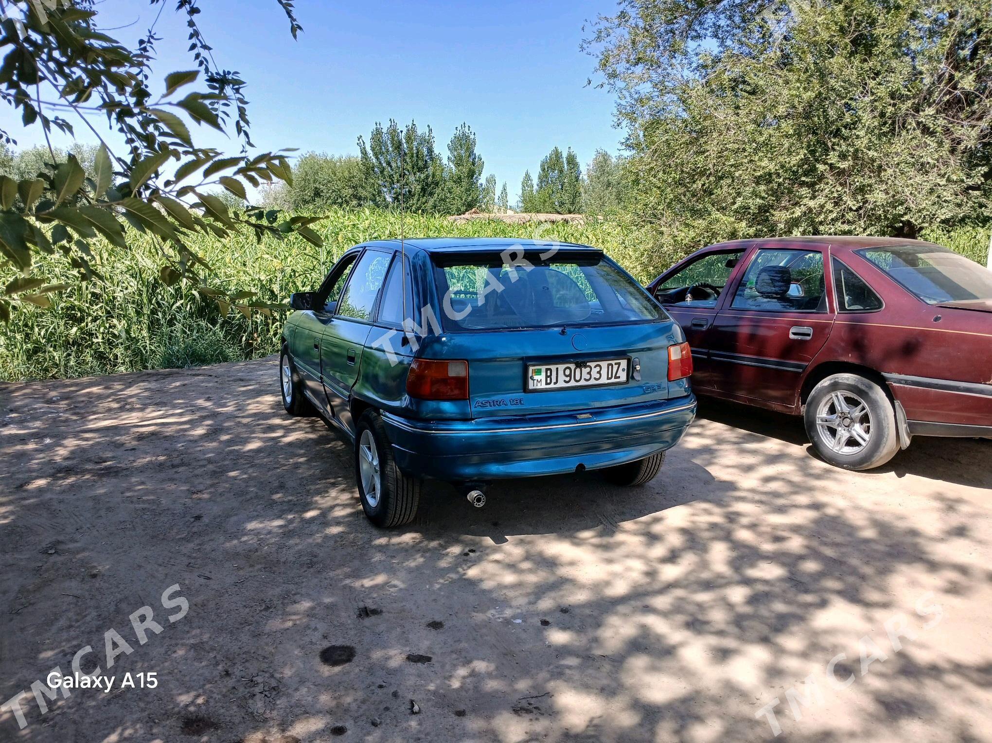 Opel Astra 1992 - 30 000 TMT - Gubadag - img 3