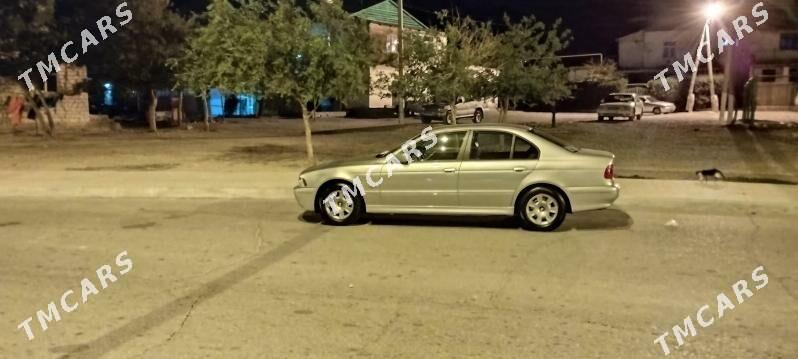 BMW E39 2000 - 100 000 TMT - Туркменбаши - img 2