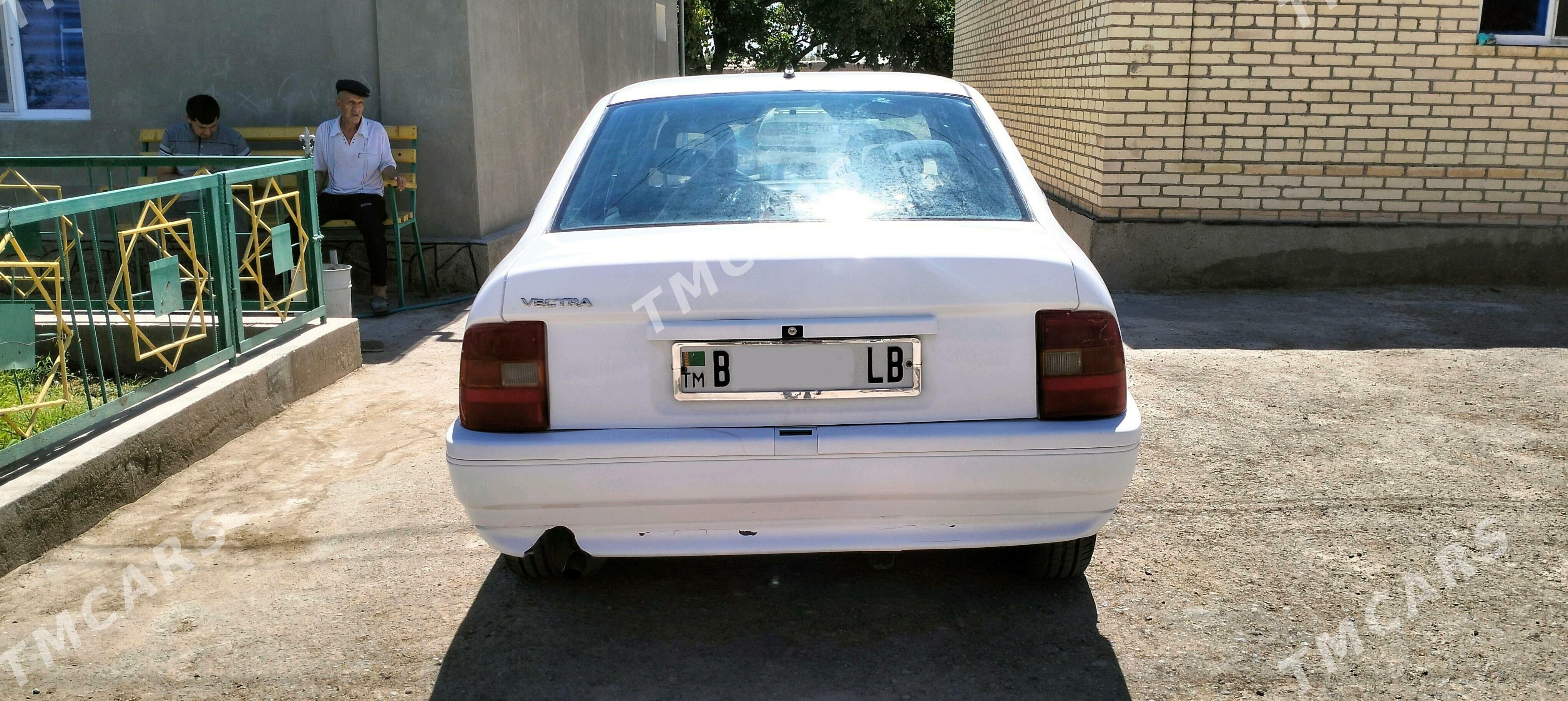 Opel Vectra 1992 - 33 000 TMT - Газаджак - img 3