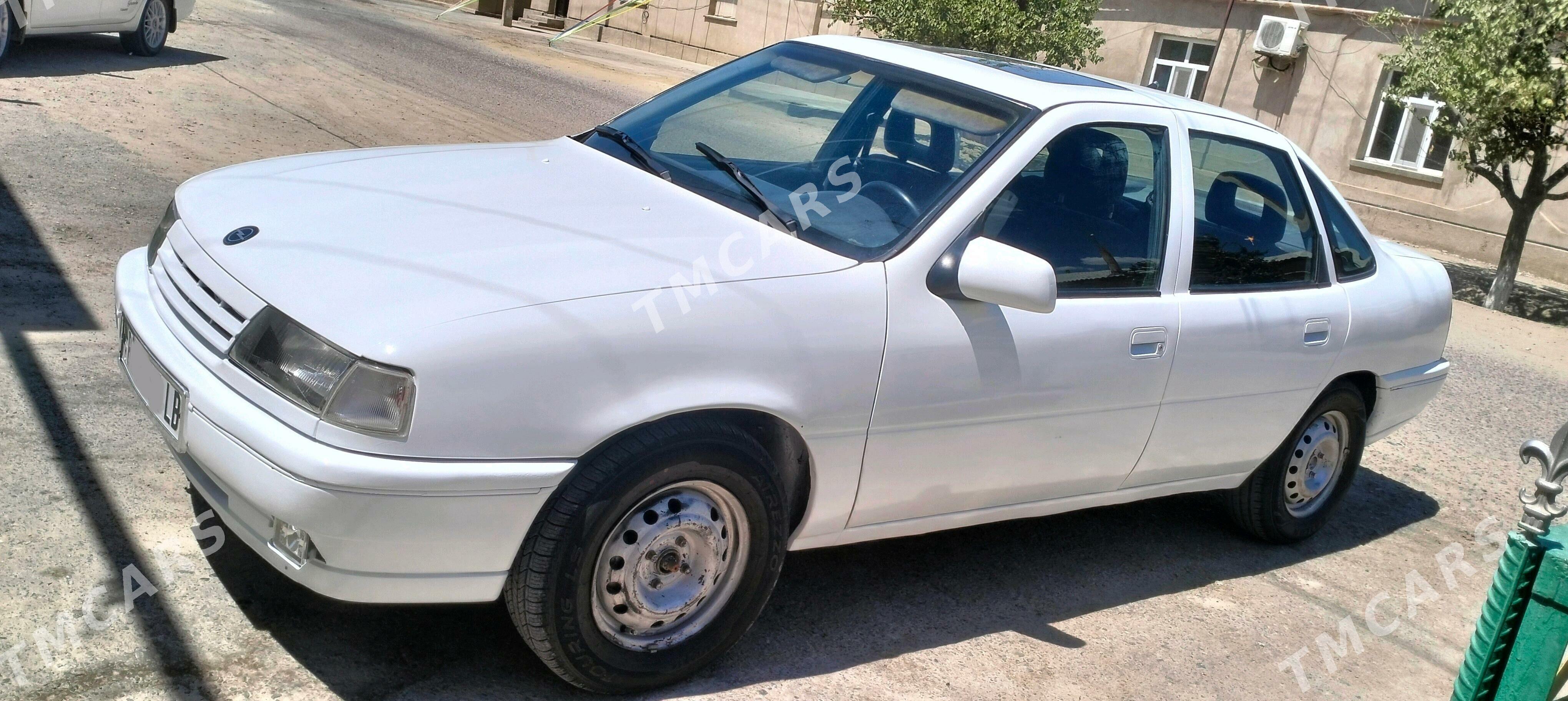 Opel Vectra 1992 - 33 000 TMT - Газаджак - img 2