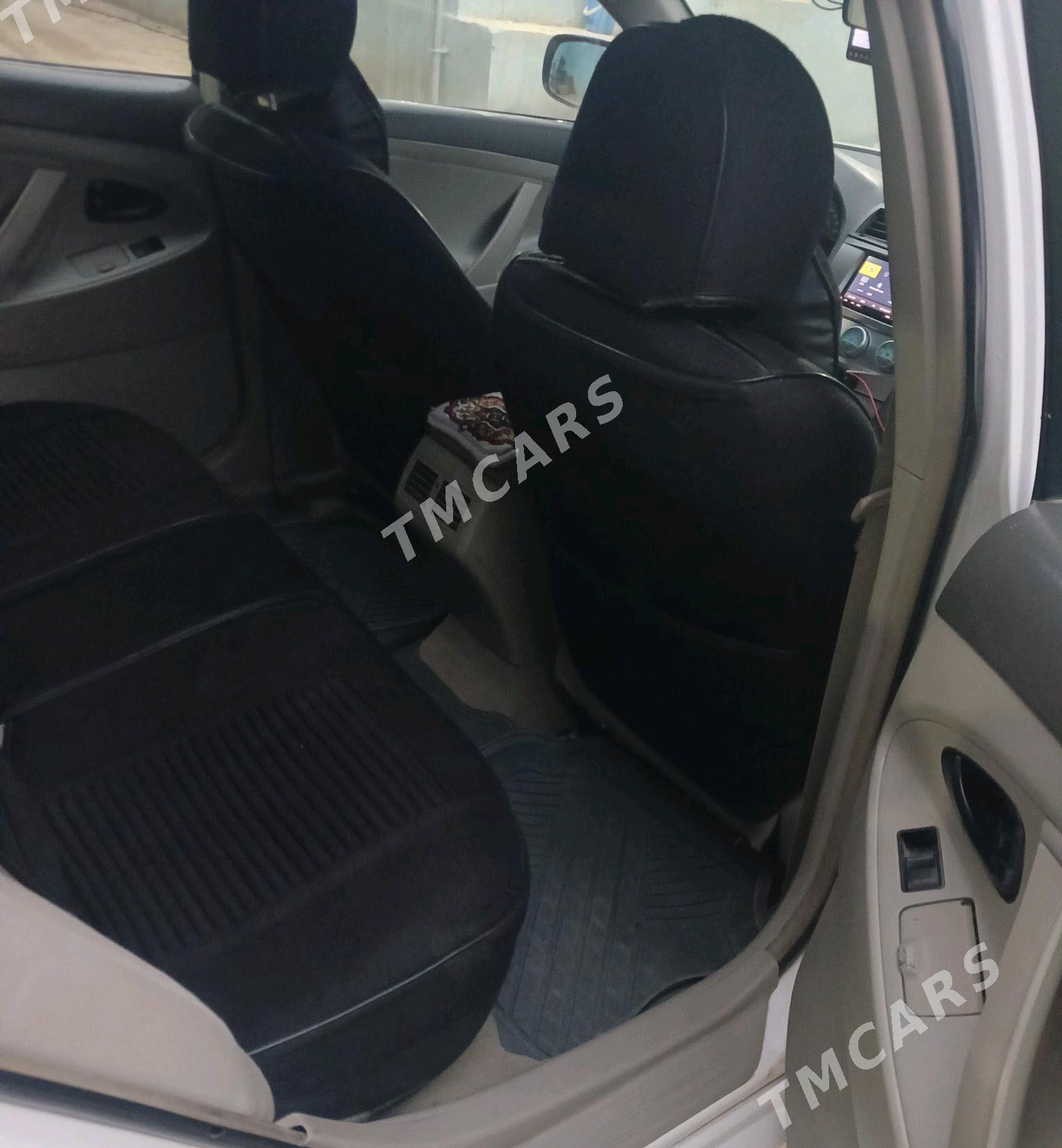 Toyota Camry 2008 - 140 000 TMT - Bäherden - img 9