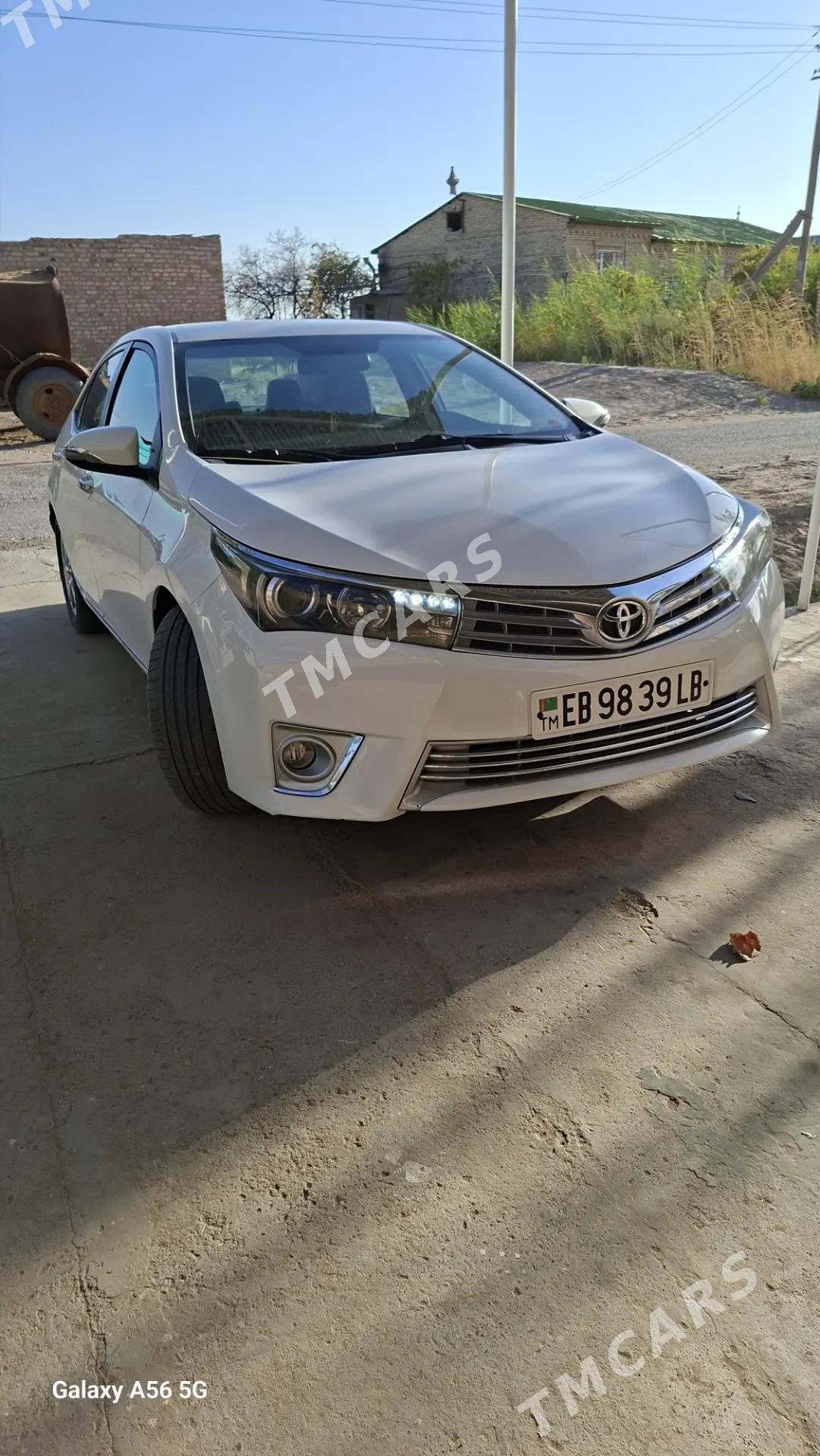 Toyota Corolla 2015 - 220 000 TMT - Туркменабат - img 2