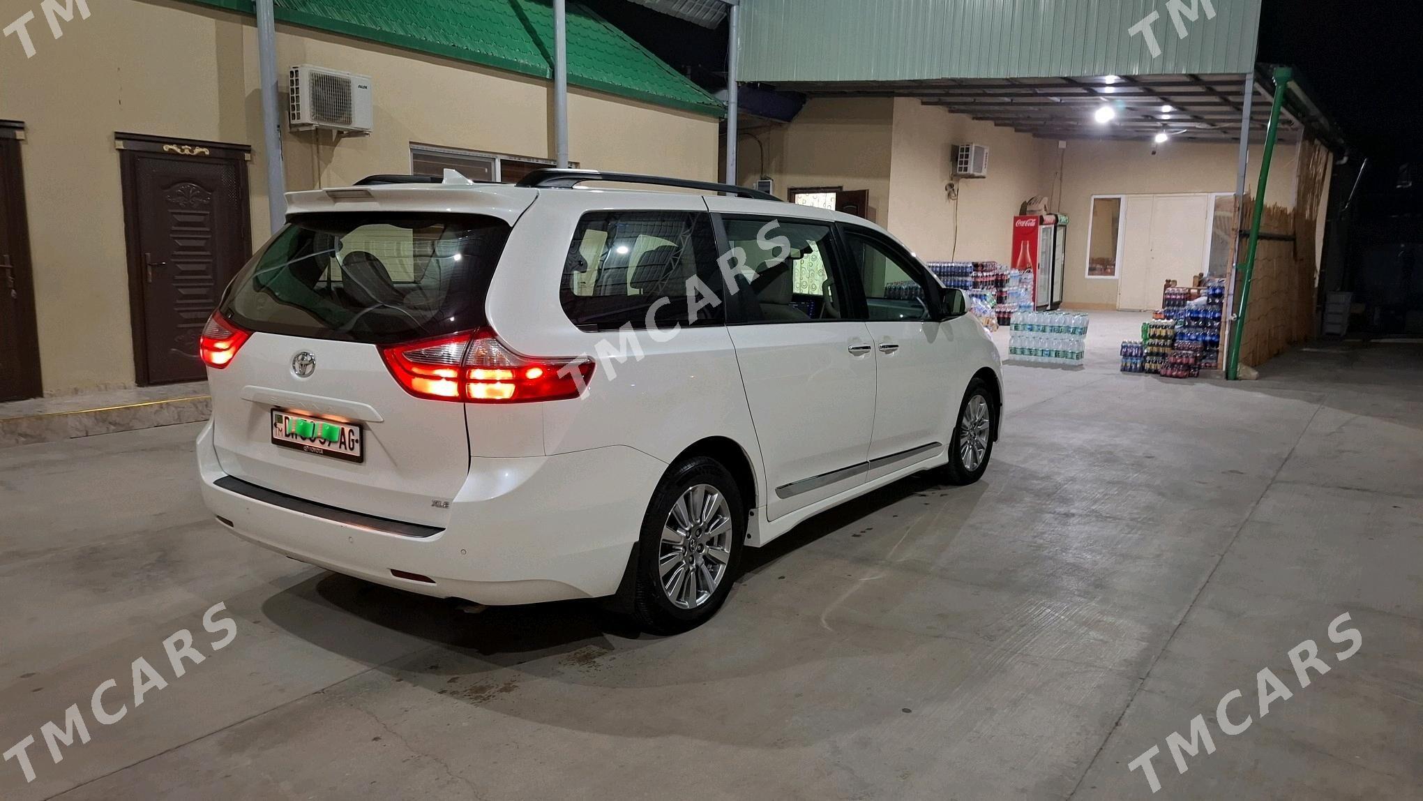 Toyota Sienna 2019 - 500 000 TMT - Ашхабад - img 7