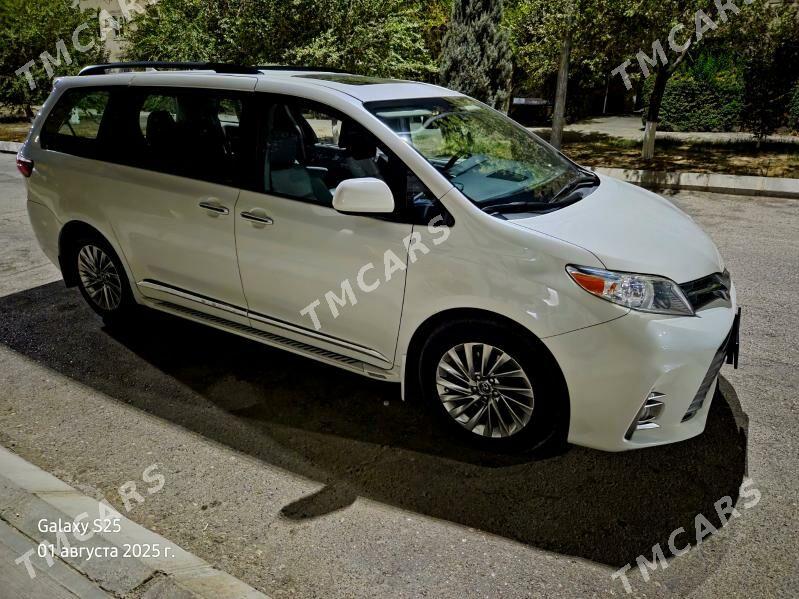 Toyota Sienna 2019 - 460 000 TMT - Türkmenabat - img 8