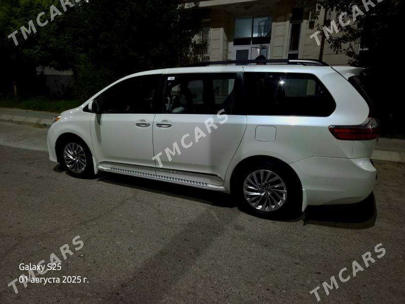 Toyota Sienna 2019 - 460 000 TMT - Türkmenabat - img 5