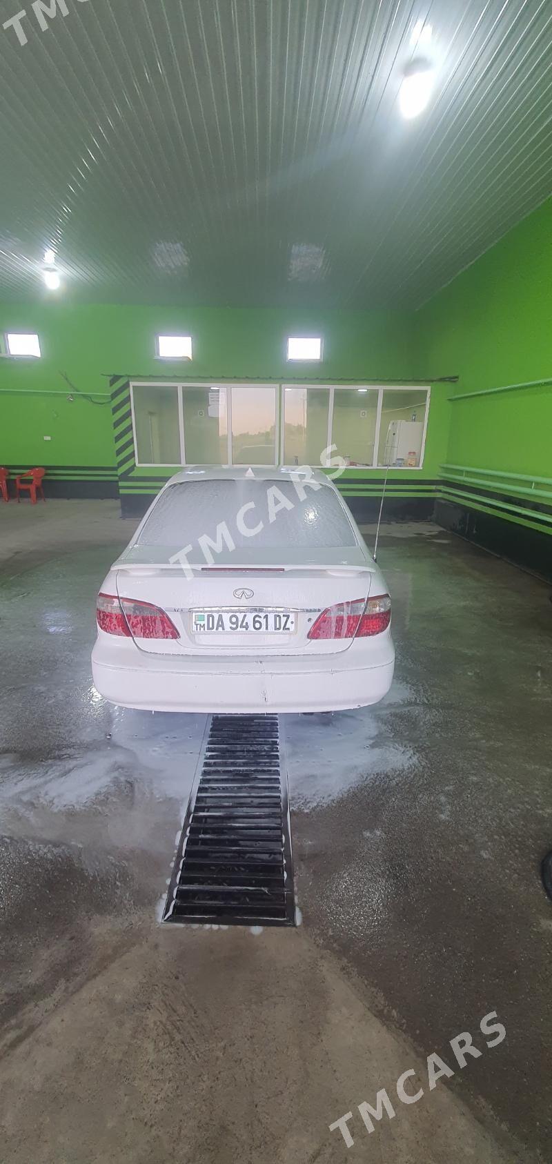 Infiniti Q 2001 - 70 000 TMT - Губадаг - img 2
