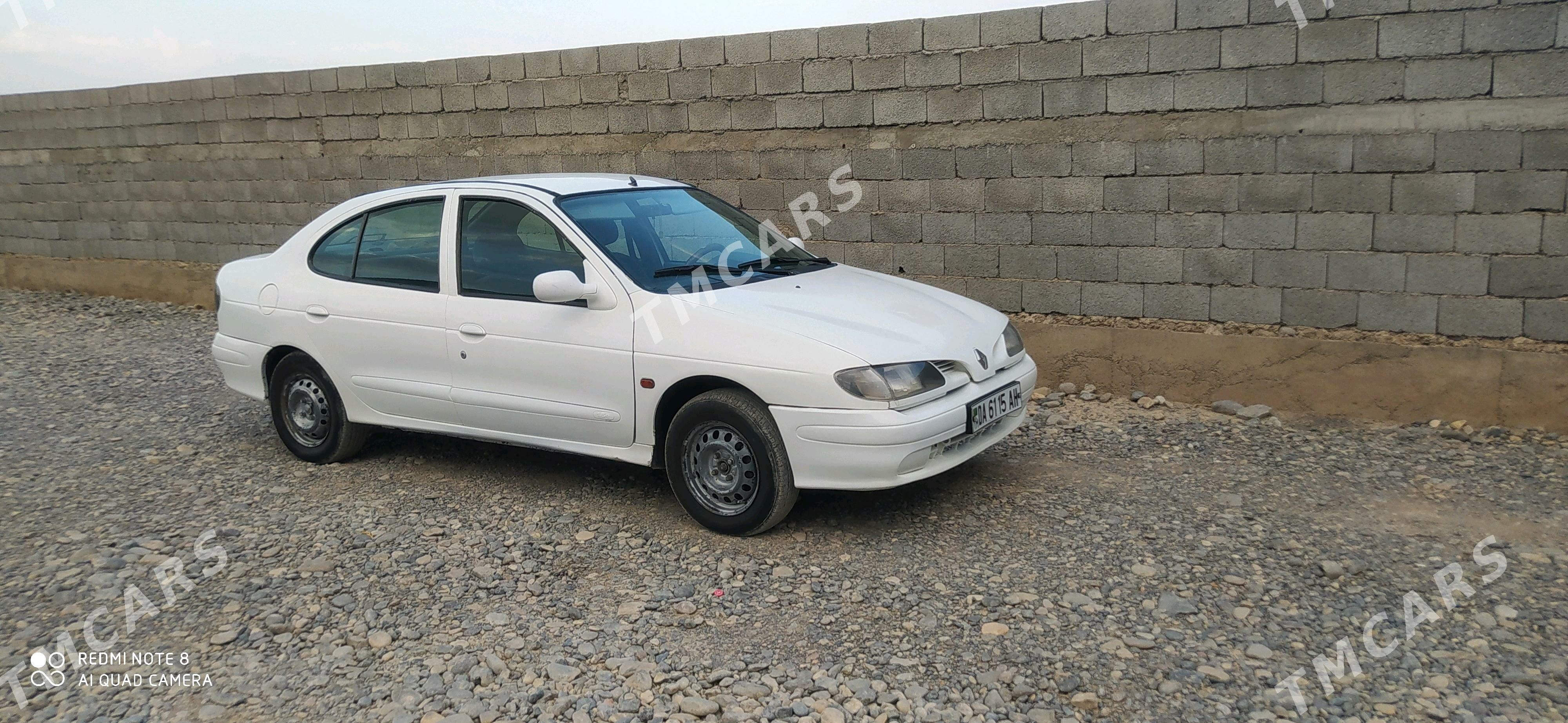 Renault Megane 2 2000 - 35 000 TMT - Кака - img 3