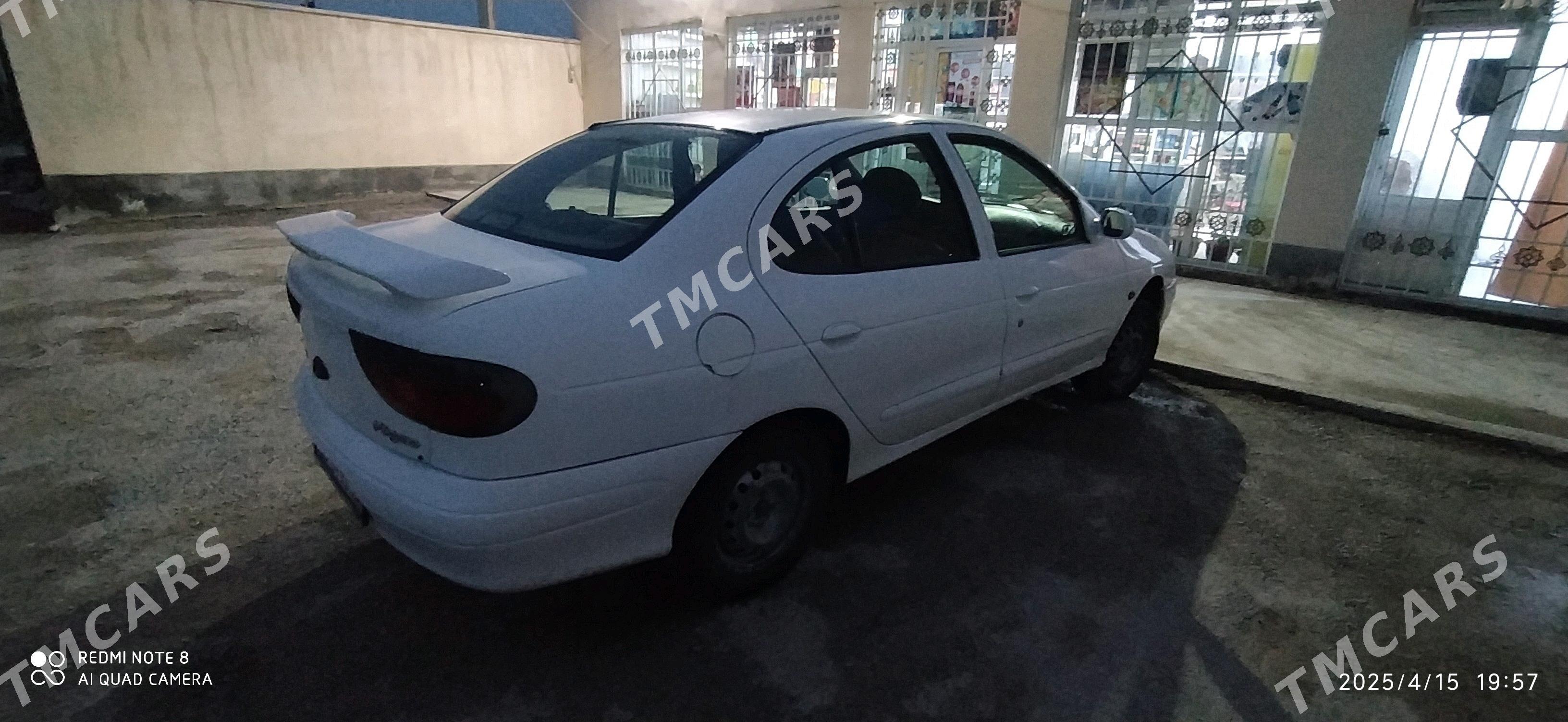 Renault Megane 2 2000 - 35 000 TMT - Кака - img 5