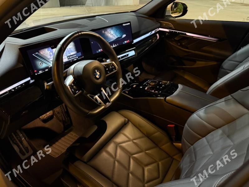 BMW 540 2024 - 1 850 000 TMT - Ашхабад - img 4