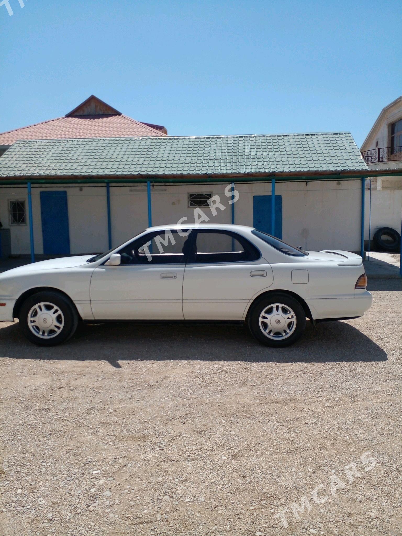 Toyota Camry 1992 - 45 000 TMT - Балканабат - img 4