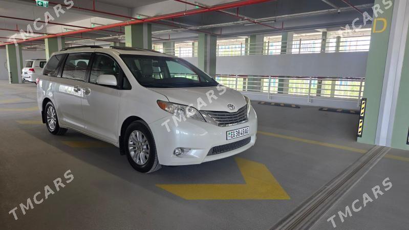 Toyota Sienna 2016 - 420 000 TMT - Aşgabat - img 4