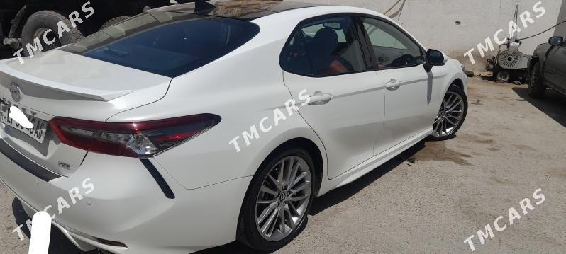 Toyota Camry 2021 - 410 000 TMT - Бузмеин - img 2